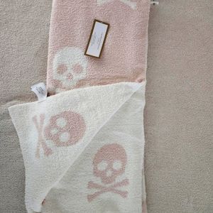 Cupcakes and Cashmere skull blanket